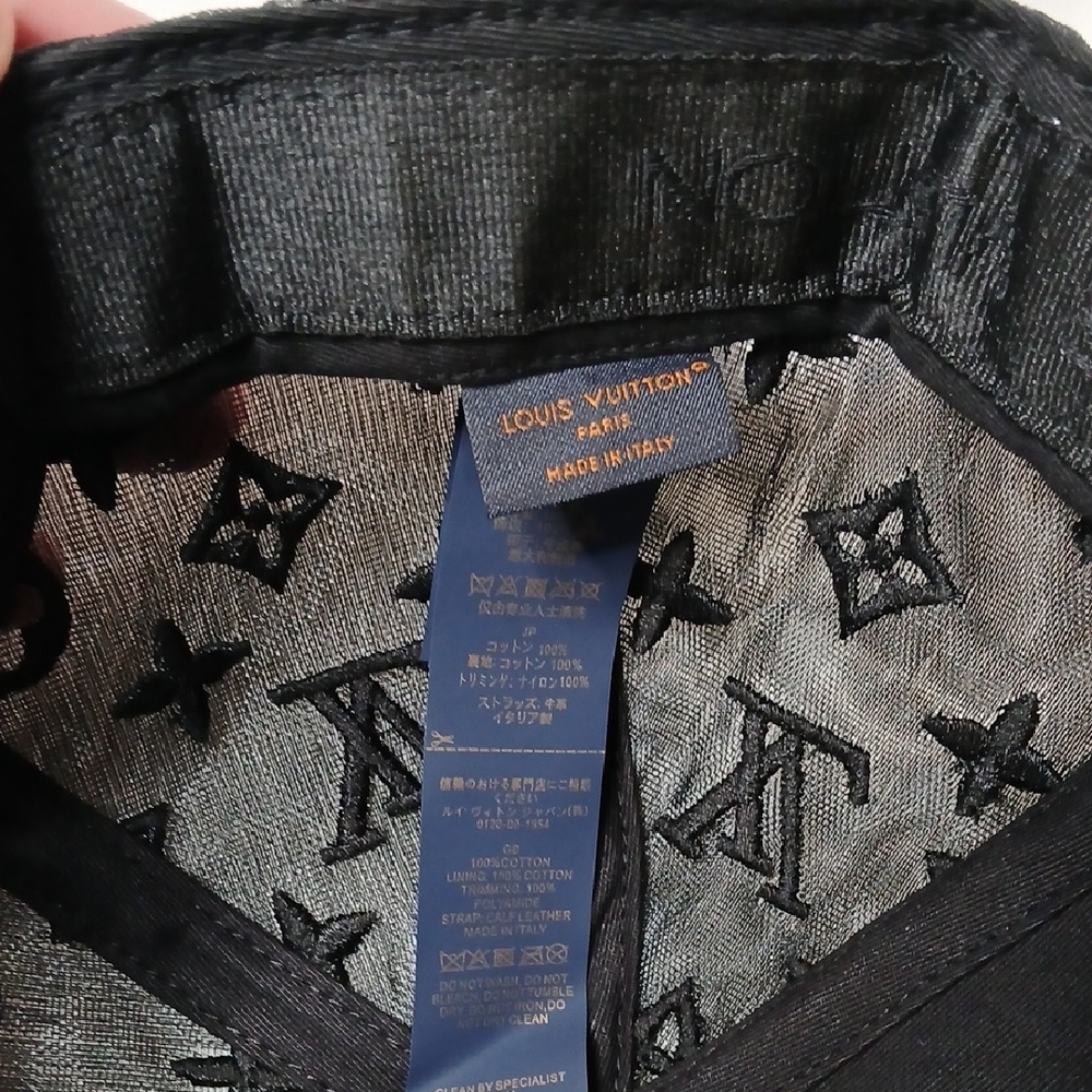 Louis Vuitton Black Monogram Cap - Picture 6 of 7